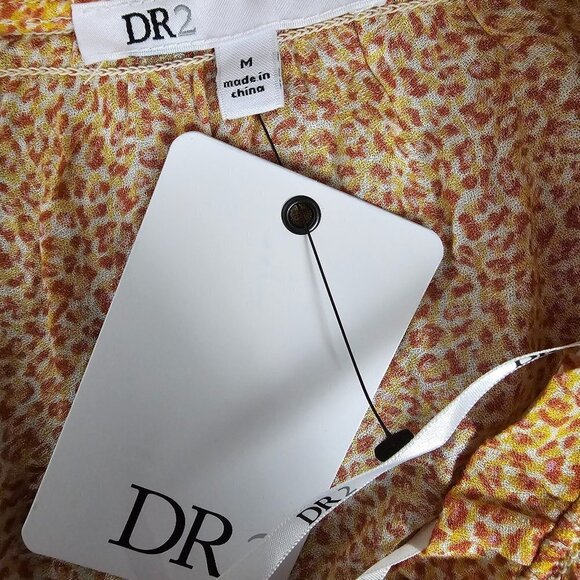 DR2 Short Sleeve Animal Orange Button Down Blouse - Picture 2 of 6